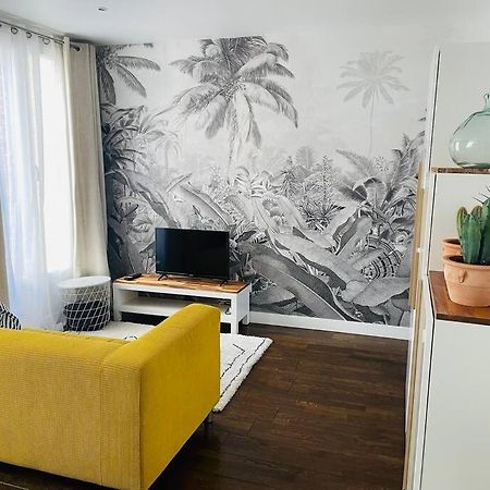Comme A La Maison-Porte De Paris Appartement Pantin Buitenkant foto