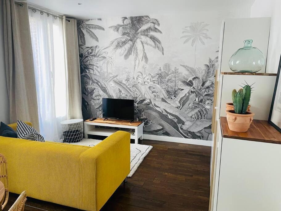 Comme A La Maison-Porte De Paris Appartement Pantin Buitenkant foto